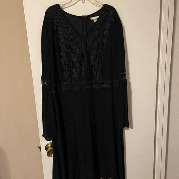 Black used purse in good condition - Picture 10 of 10